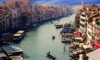 Promenade en gondole à Venise, Italie