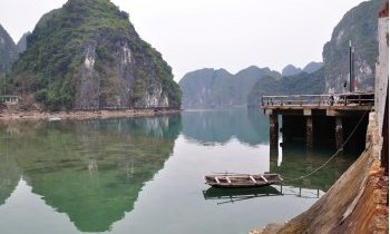 Explorer la baie d'Halong