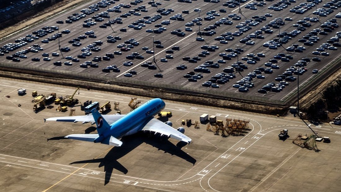 Pourquoi les parkings d'aéroports sont si chers ?