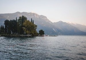 Le lac de Garde au cœur des Alpes italiennes