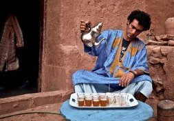 Les règles de savoir-vivre au Maroc