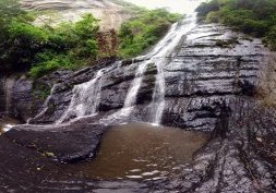 Sejour Venezuela, La Cueva del Guacharo
