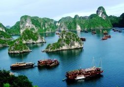 Croisière dans la baie d'Halong
